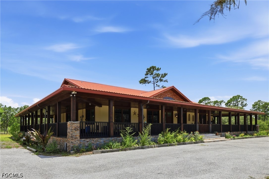 842 Hunting Club Avenue