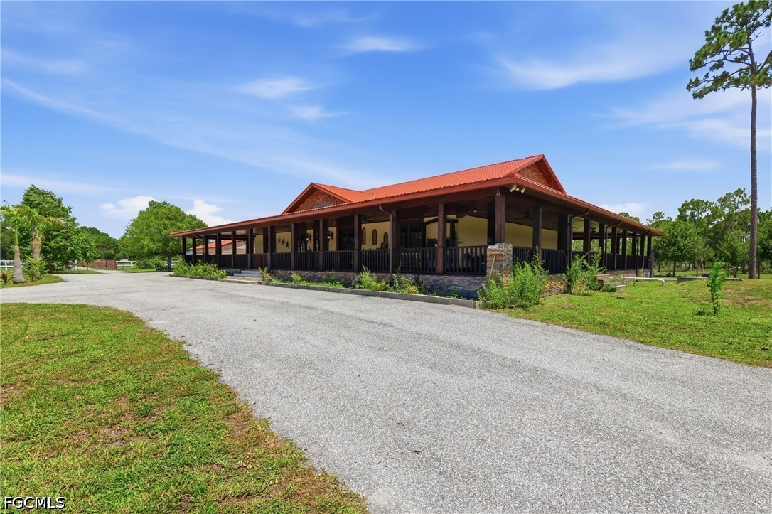 842 Hunting Club Avenue