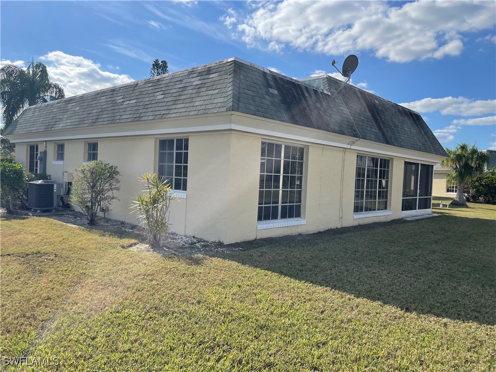 23 E Greens Boulevard