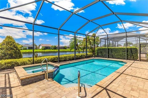 Photo of 12764 Fairway Cove Court, Fort Myers, FL 33905 (MLS # 2026034739)