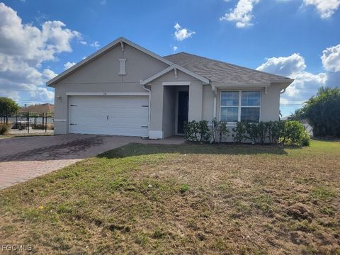 334 Kismet Parkway E Cape Coral FL 33909