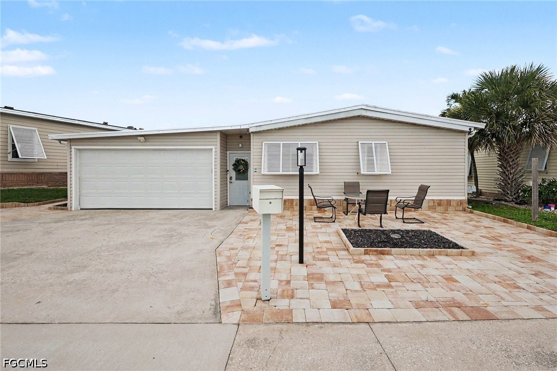 Photo 1 of 39 — 11181 Azalea Lane, Fort Myers Beach, FL 33931