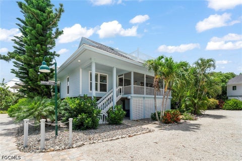 Tiny photo for 33 Urchin Court, Captiva, FL 33924 (MLS # 2026030572)