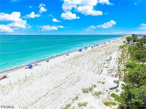 Tiny photo for 33 Urchin Court, Captiva, FL 33924 (MLS # 2026030572)