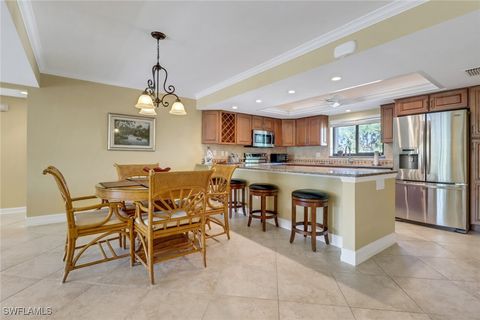 5015 Harbortown Lane 204 Fort Myers FL 33919