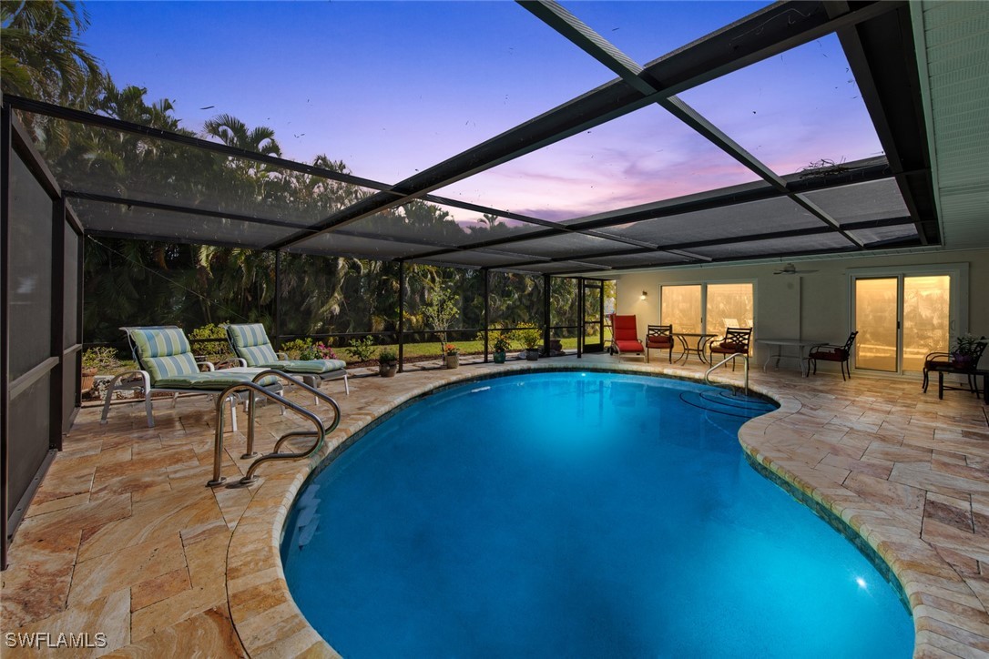 6012 Perthshire Lane
