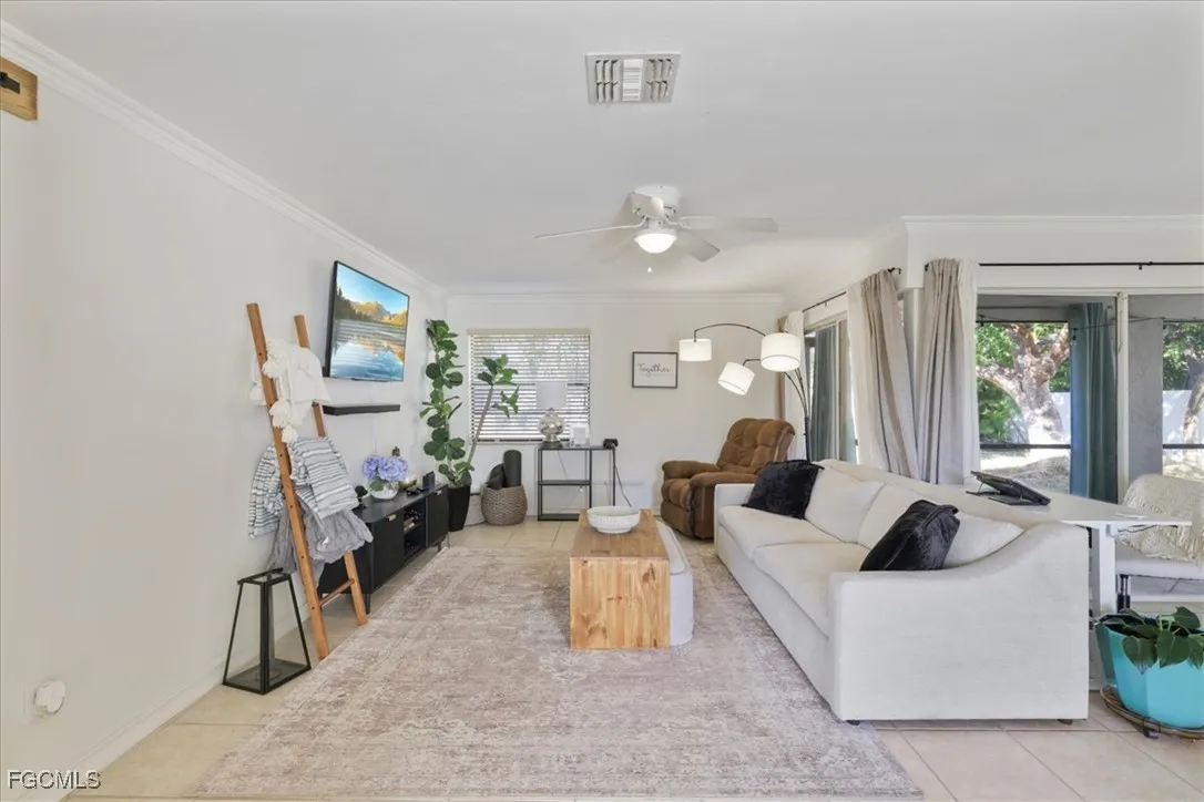 Cape Coral, Florida 33904, United States, 3 Bedrooms Bedrooms, ,2 BathroomsBathrooms,Residential,Active,253729