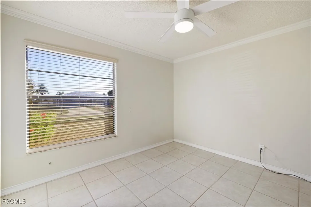 Cape Coral, Florida 33904, United States, 3 Bedrooms Bedrooms, ,2 BathroomsBathrooms,Residential,Active,253729