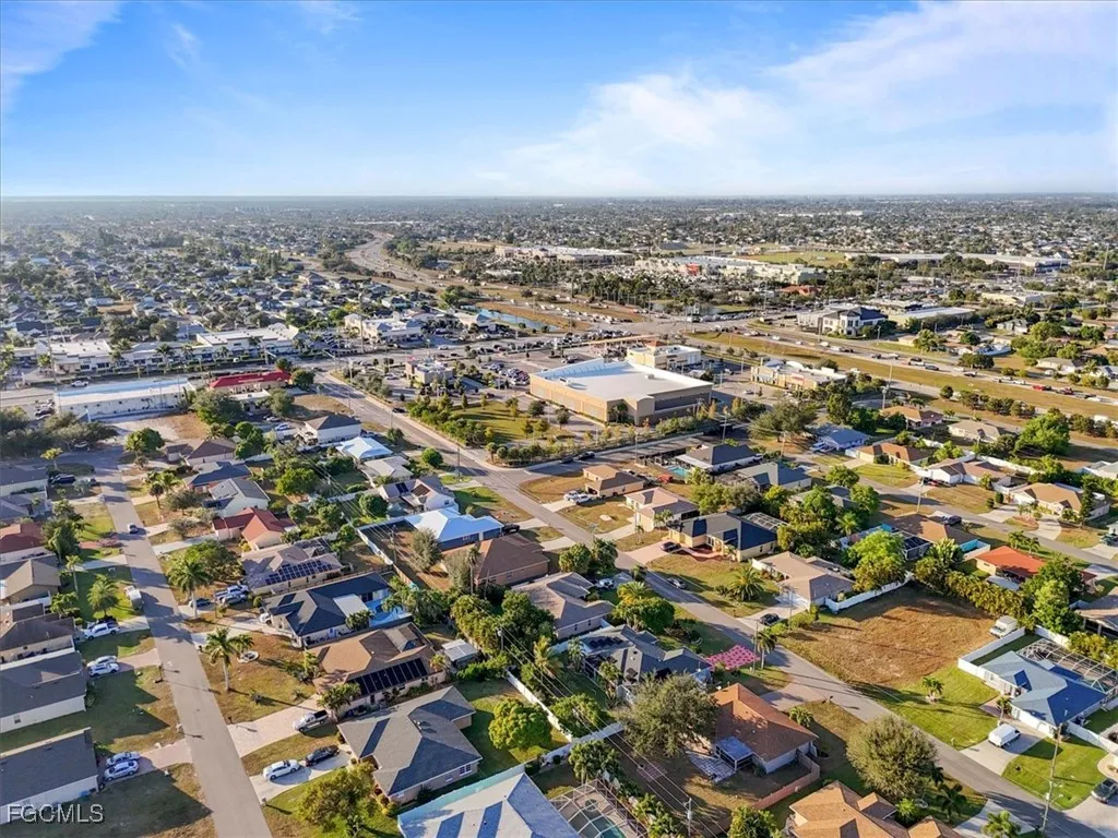 Cape Coral, Florida 33904, United States, 3 Bedrooms Bedrooms, ,2 BathroomsBathrooms,Residential,Active,253729