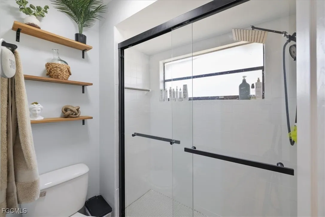 Cape Coral, Florida 33904, United States, 3 Bedrooms Bedrooms, ,2 BathroomsBathrooms,Residential,Active,253729