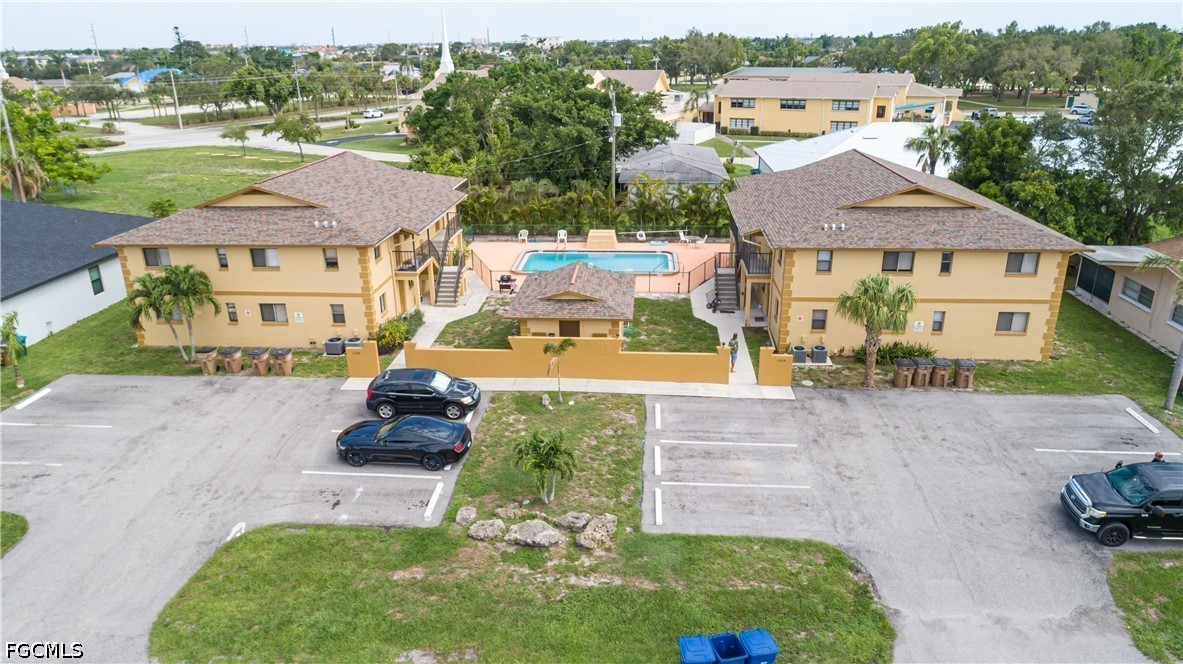 1318 SE 40th Terrace