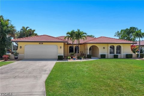Tiny photo for 3718 SE 8th Avenue, Cape Coral, FL 33904 (MLS # 2026019380)