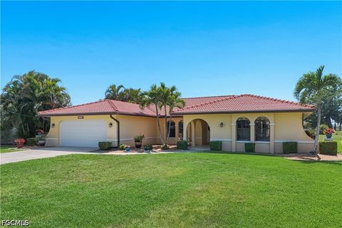 3718 SE 8th Avenue Cape Coral FL 33904