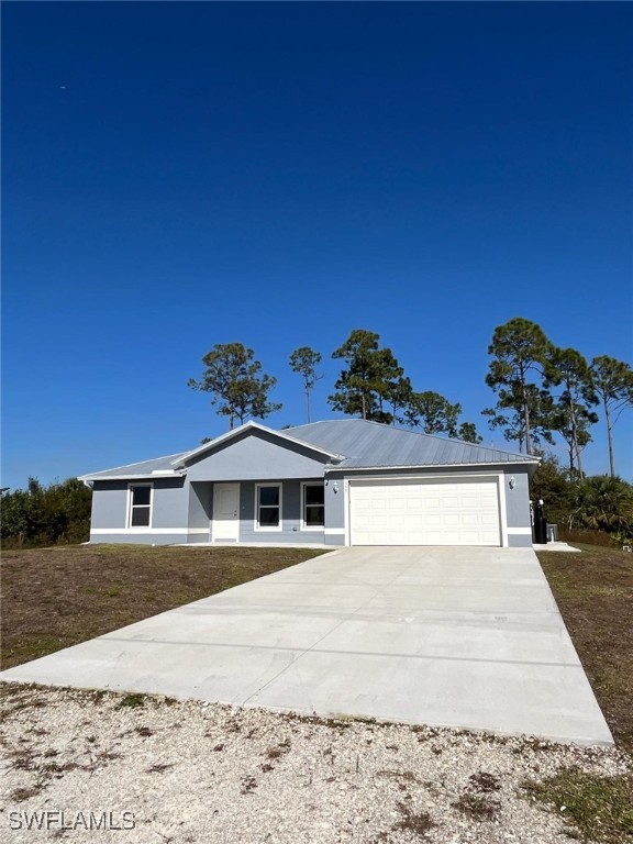 555 Yeehaw Avenue