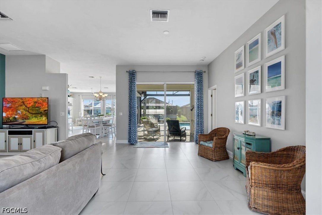 5221 SW 9th Place
