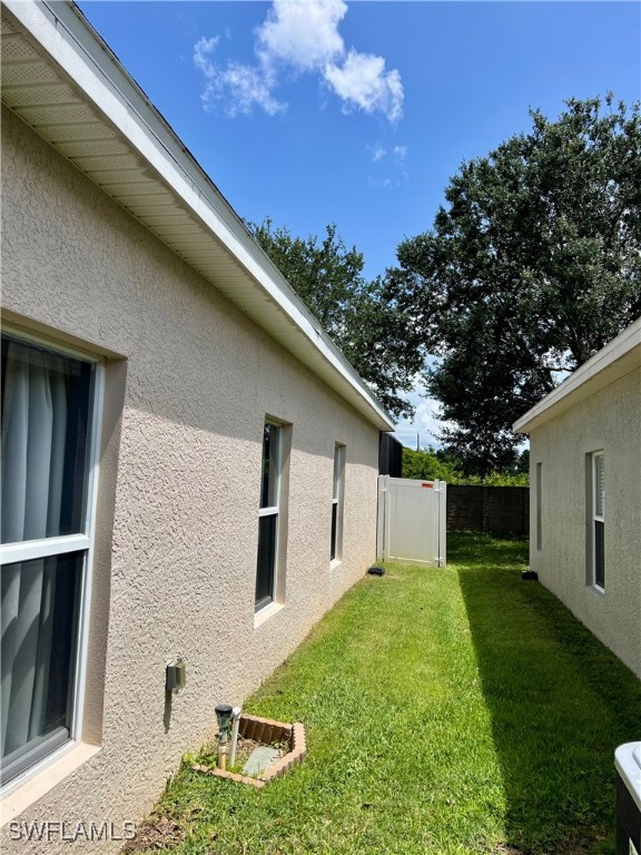 9720 Gladiolus Preserve Circle