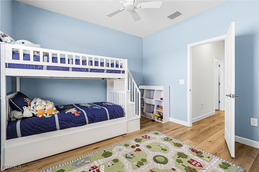 17624 Saddleback Loop