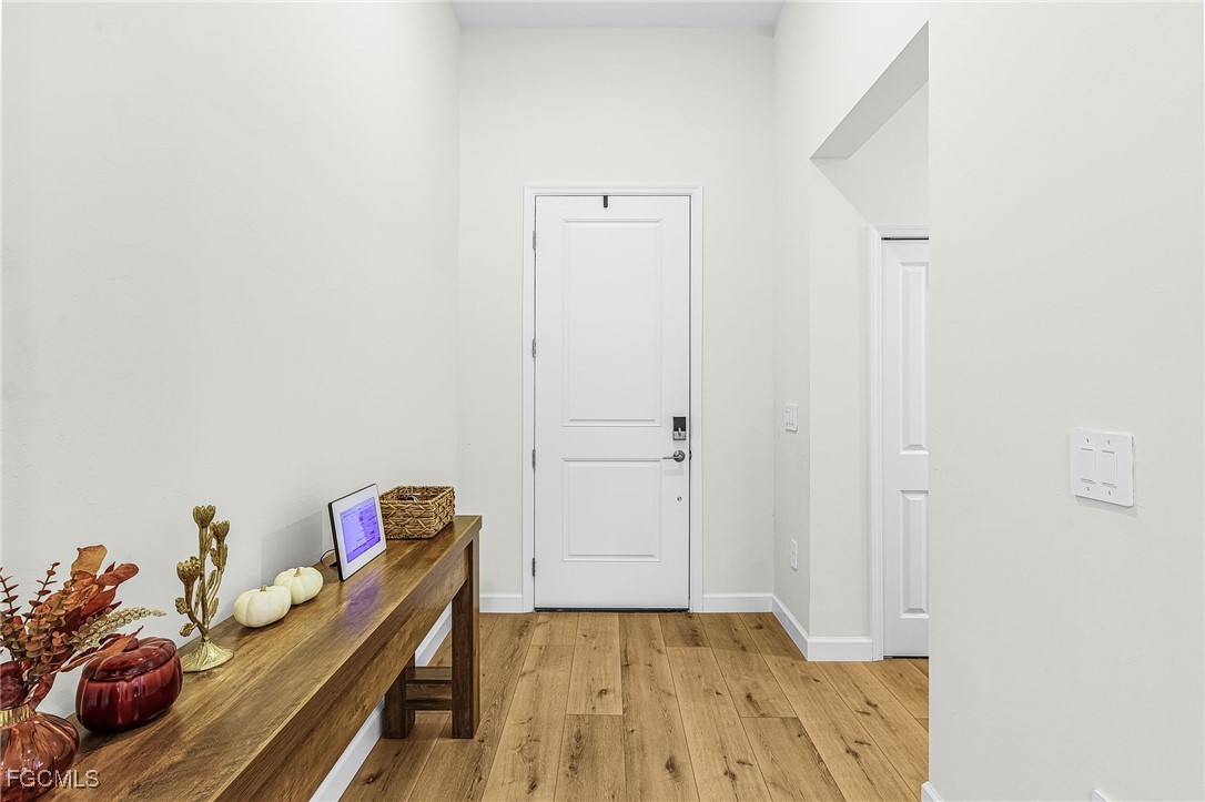 17624 Saddleback Loop