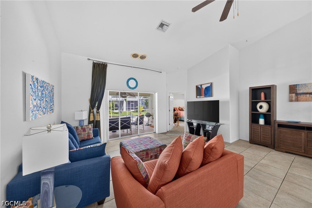 3515 SW Santa Barbara Place