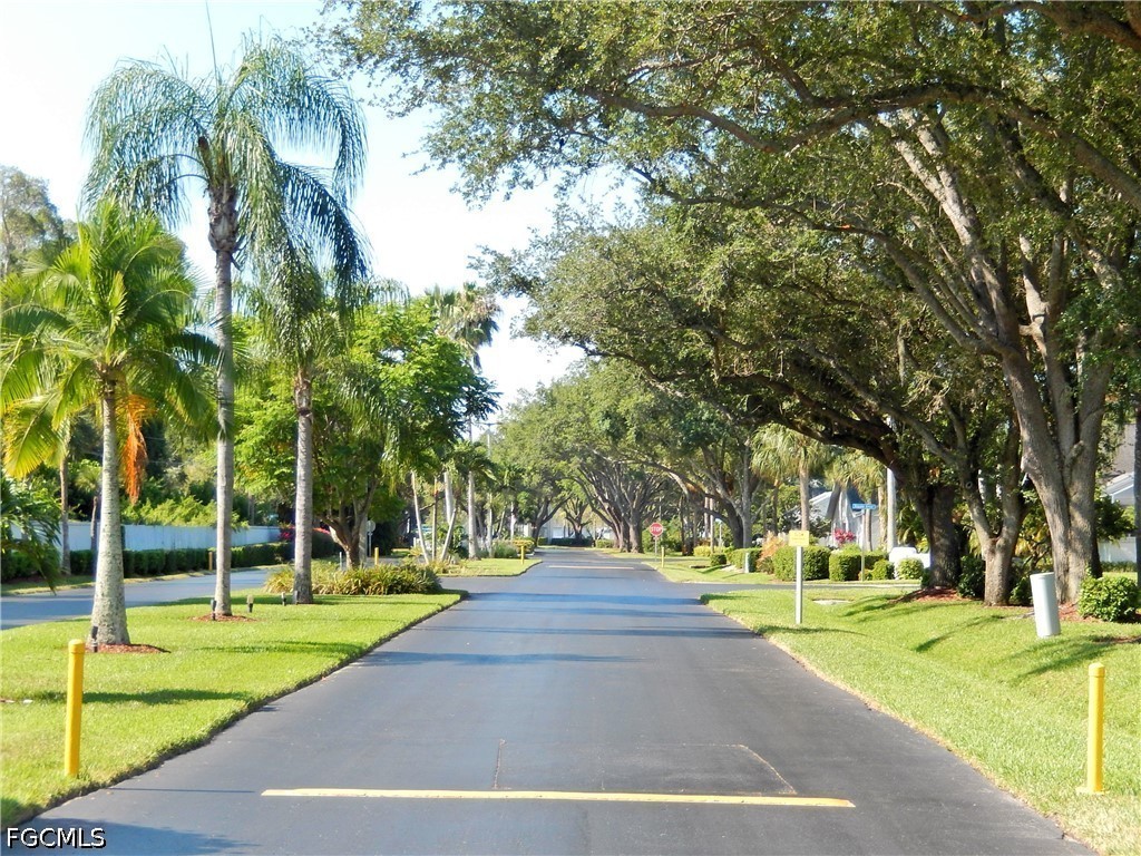 4681 Lakeside Club Boulevard 4