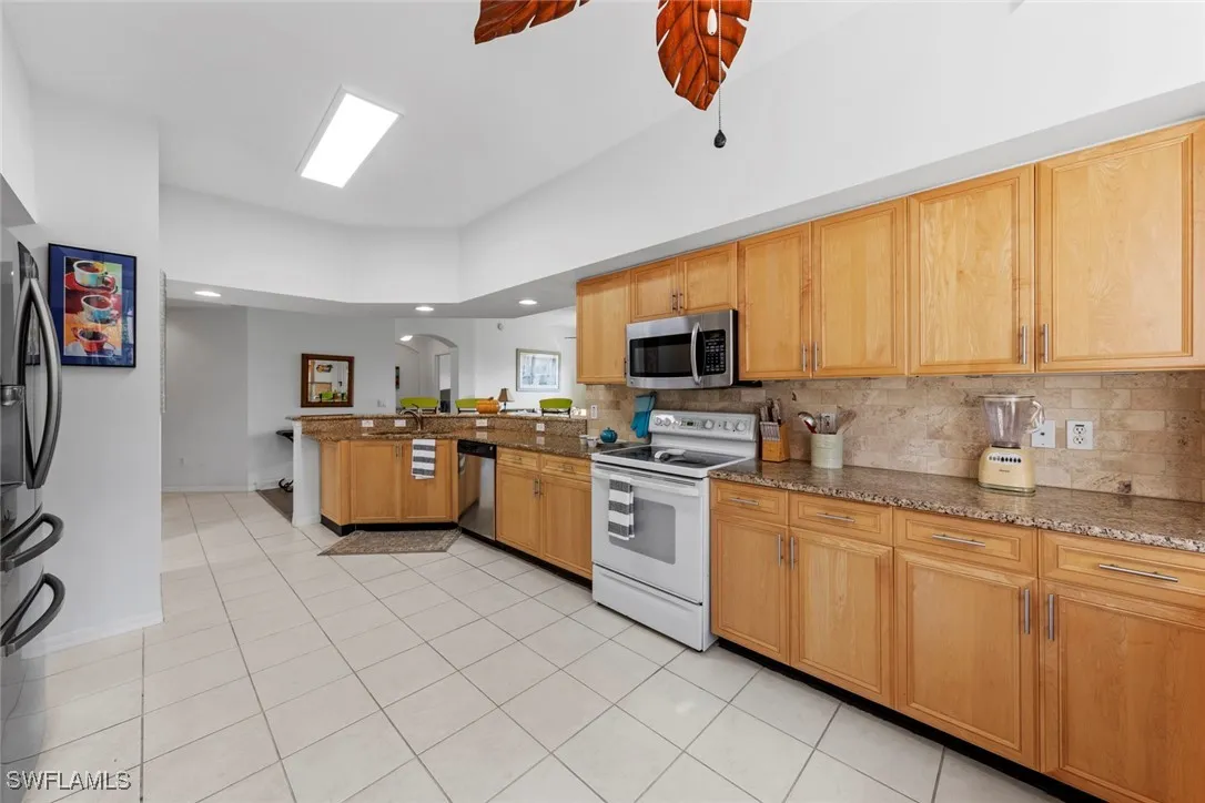 Bonita Springs, Florida 34135, United States, 2 Bedrooms Bedrooms, ,2 BathroomsBathrooms,Residential,Active,151492