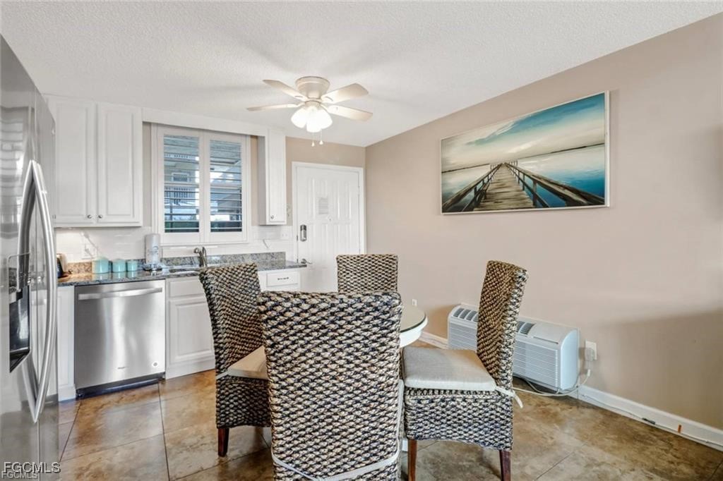 5700 Bonita Beach Road SW 204