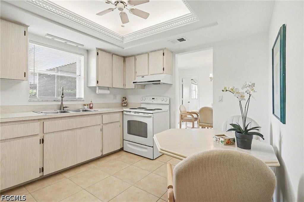 502 SE 32nd Street