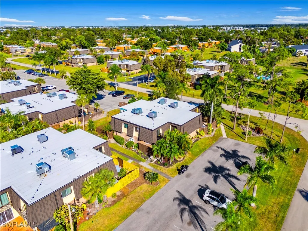 Fort Myers, Florida 33907, United States, 3 Bedrooms Bedrooms, ,3 BathroomsBathrooms,Residential,Active,257100