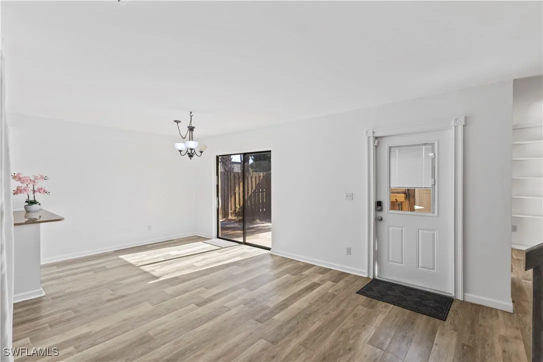 Fort Myers, Florida 33907, United States, 3 Bedrooms Bedrooms, ,3 BathroomsBathrooms,Residential,Active,257100