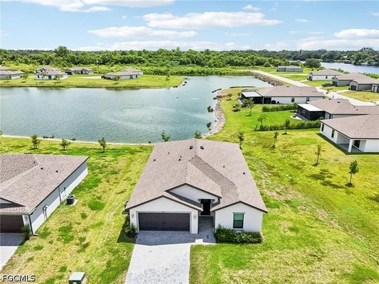 835 GEN D MACARTHUR AVE, FORT DENAUD, FL 33935 - Image f6adbba637bb53ea5aa3fcd2abab40be/387065132