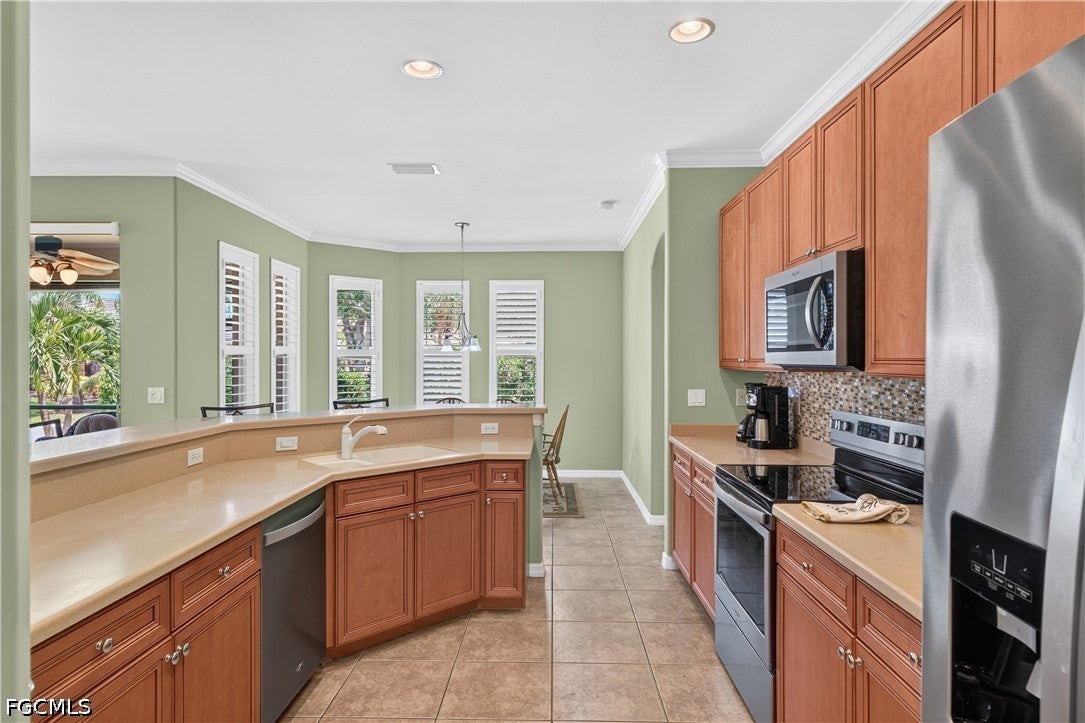 13818 Village Creek Drive