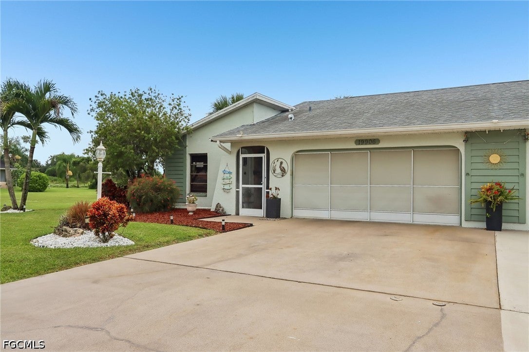 19906 Lake Vista Circle