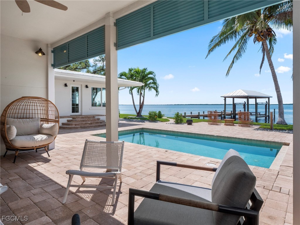 1209 Coconut Drive