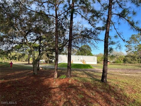 225 S Isora Street Clewiston FL 33440