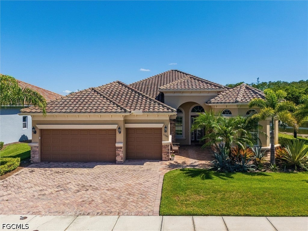 11205 Surrey Place