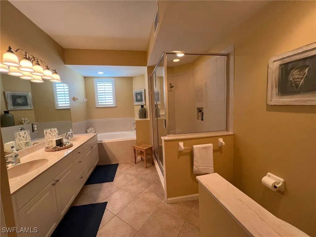 Naples, Florida 34113, United States, 3 Bedrooms Bedrooms, ,2 BathroomsBathrooms,Residential,Active,213160