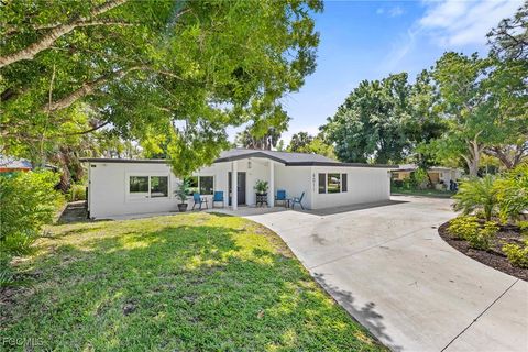 Tiny photo for 6011 Fountain Way, Fort Myers, FL 33919 (MLS # 2025009012)