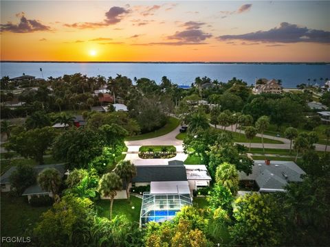 Photo of 6011 Fountain Way, Fort Myers, FL 33919 (MLS # 2025009012) Photo of 6011 Fountain Way, Fort Myers, FL 33919 (MLS # 2025009012)