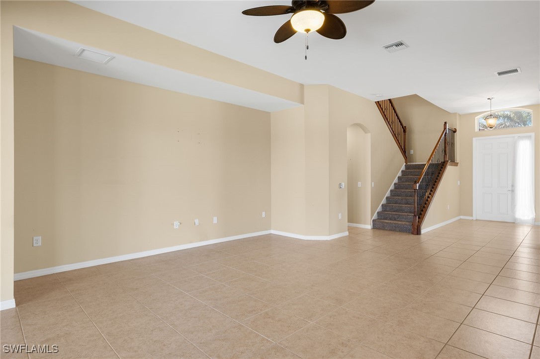 8120 Banyan Breeze Way