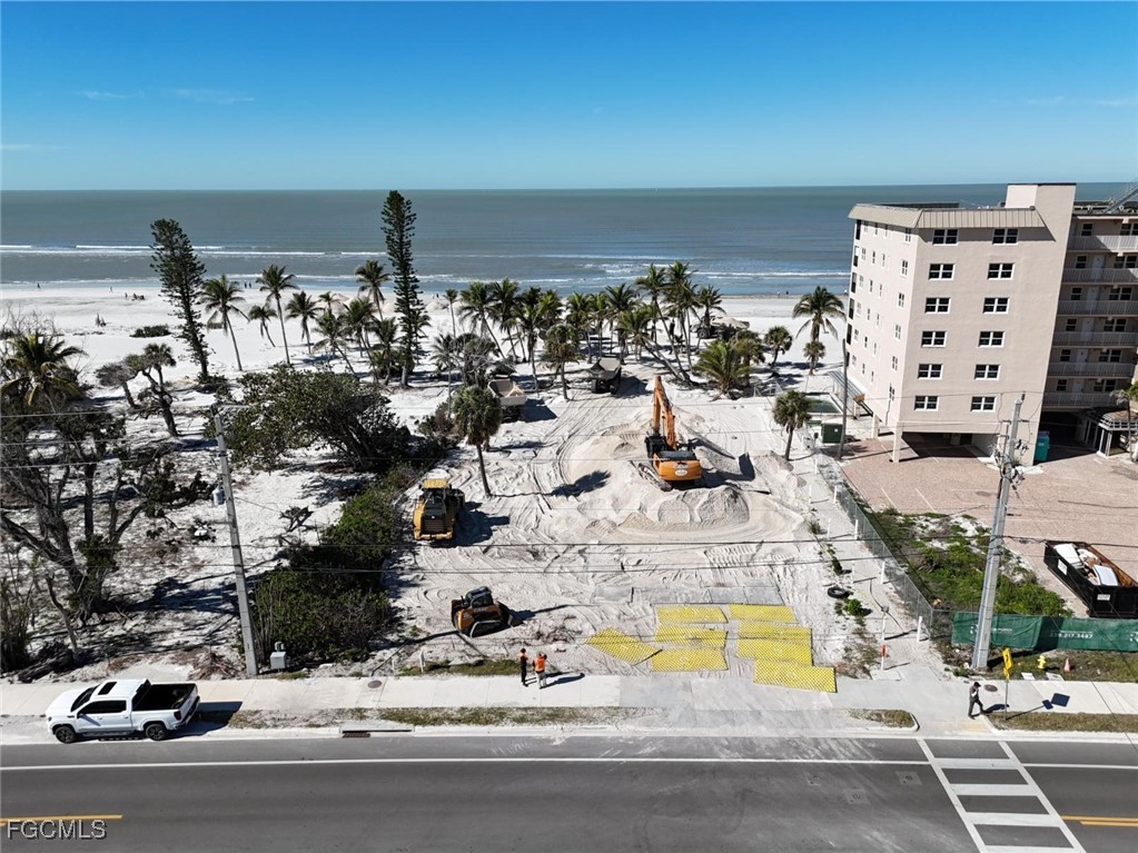 7798 Estero Boulevard