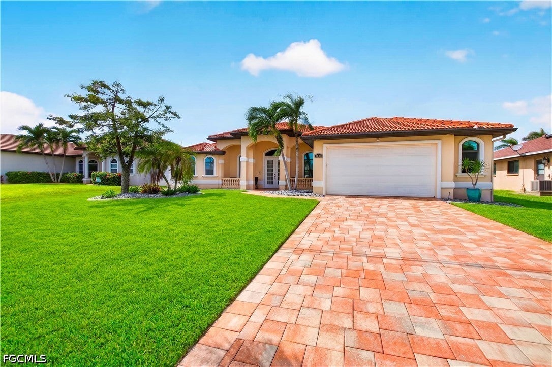 3838 SW 19th Place