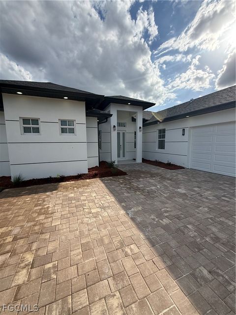 3705 36th Street SW Lehigh Acres FL 33976