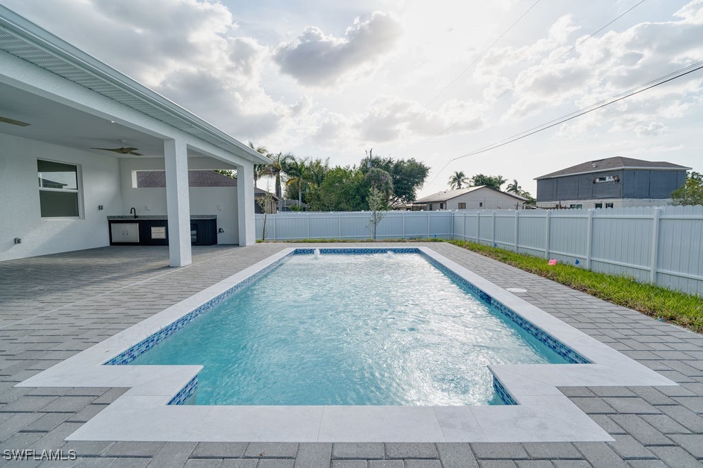 719 SW 6th Street