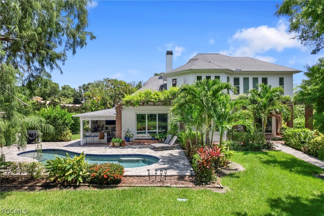 13672 Pine Villa Lane