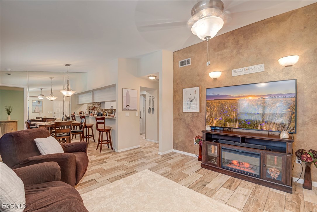 13281 Whitehaven Lane 405