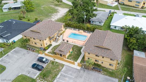 1318 SE 40th Terrace Cape Coral FL 33904