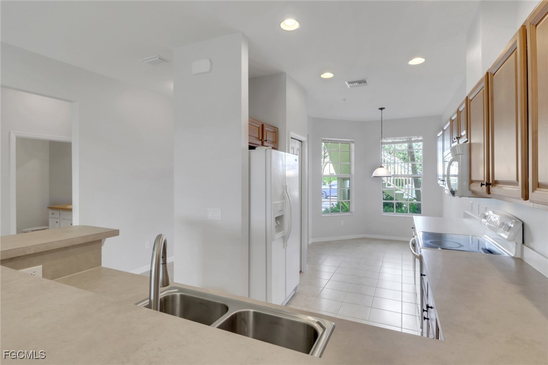 9951 Periwinkle Preserve Lane 102