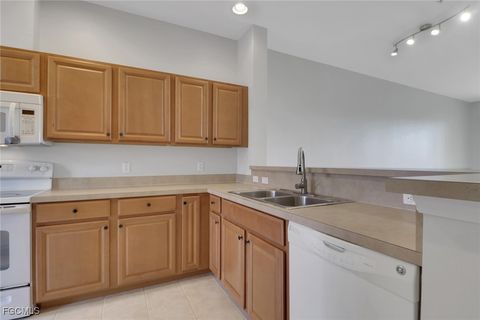 9951 Periwinkle Preserve Lane 102 Fort Myers FL 33919