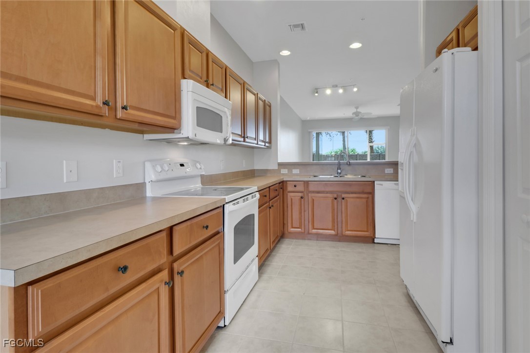 9951 Periwinkle Preserve Lane 102