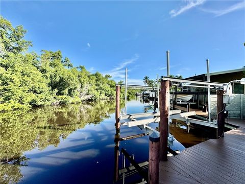 Tiny photo for 14370 McGregor Boulevard, Fort Myers, FL 33919 (MLS # 2025005163)